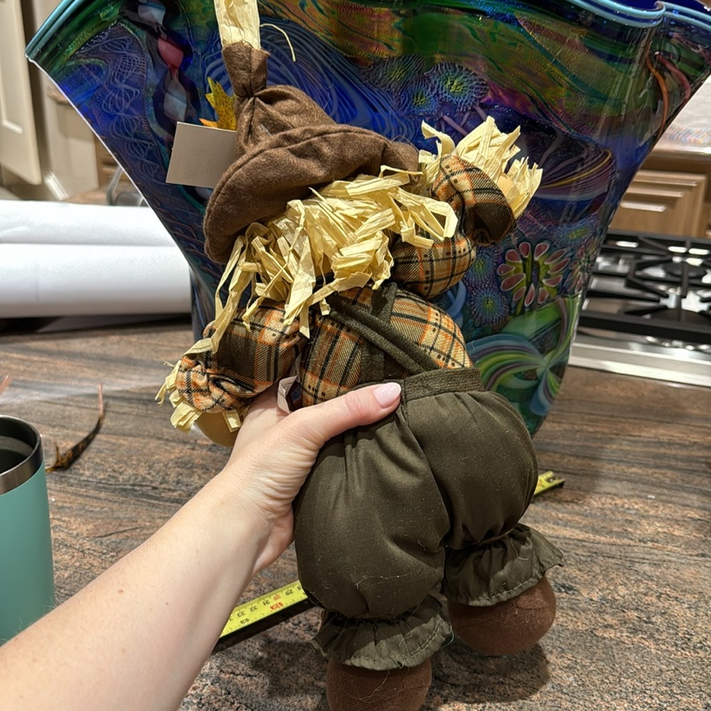 2014 Hobby Lobby Fall Scarecrow Doll NWT - Picture 6 of 8